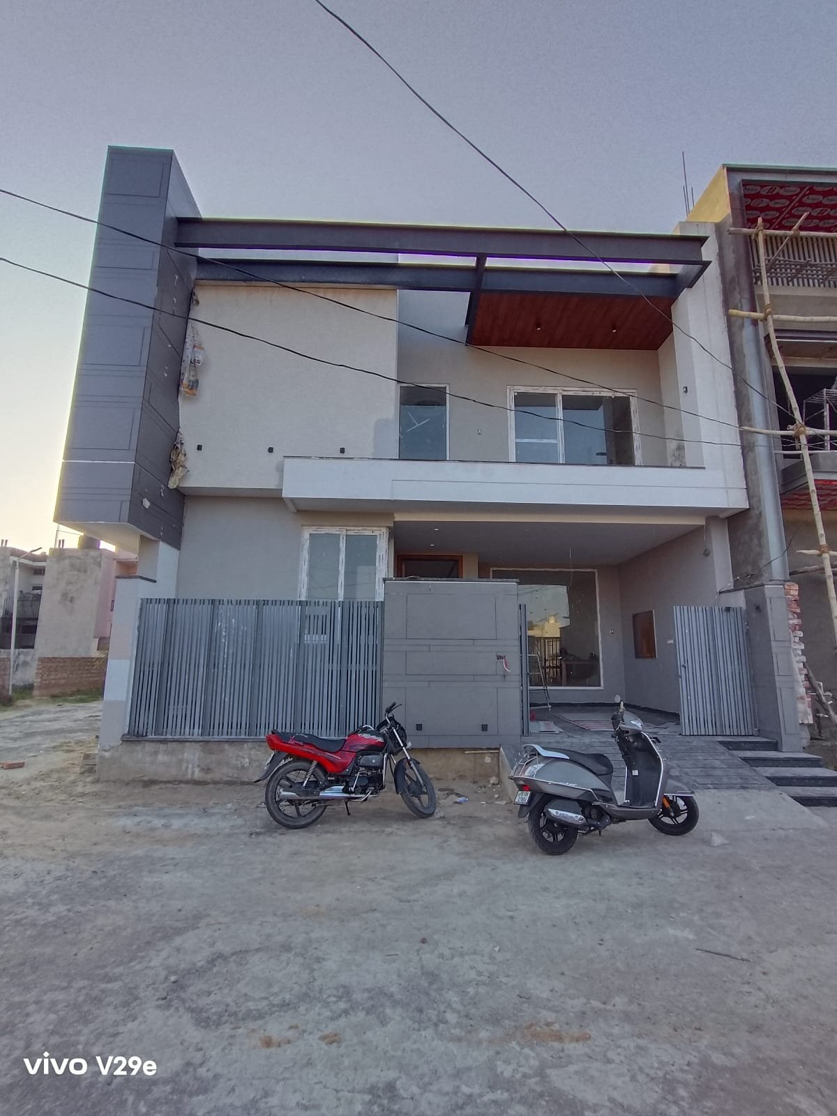 4 BHK Double Story House for Sale !